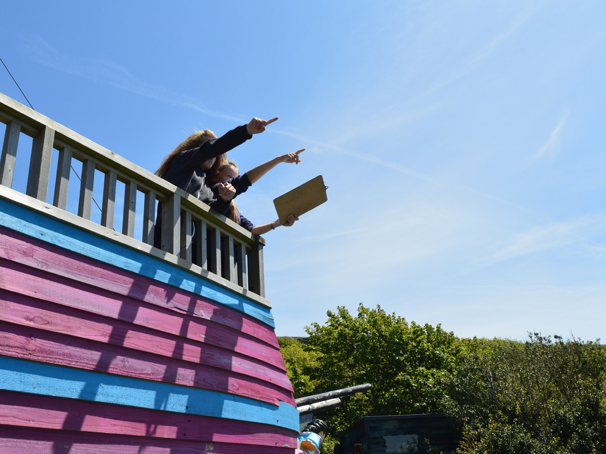 Education Resource number 106151 in use by students on a school trip